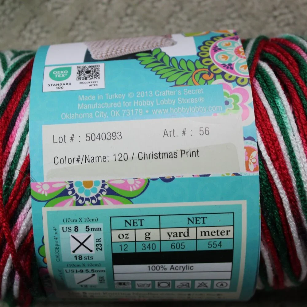 2 Skeins Crafter's Secret Big Idea White & Multi-Color Christmas 605 yds ea